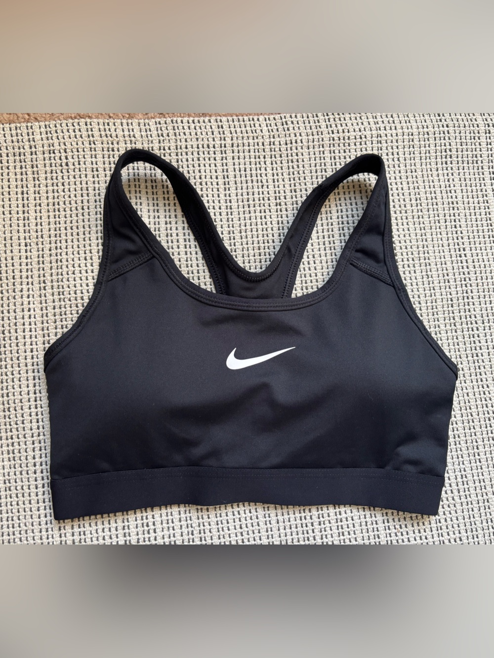 [NEW] Nike Women's Swoosh Medium Support Non-Padded Sports Bra